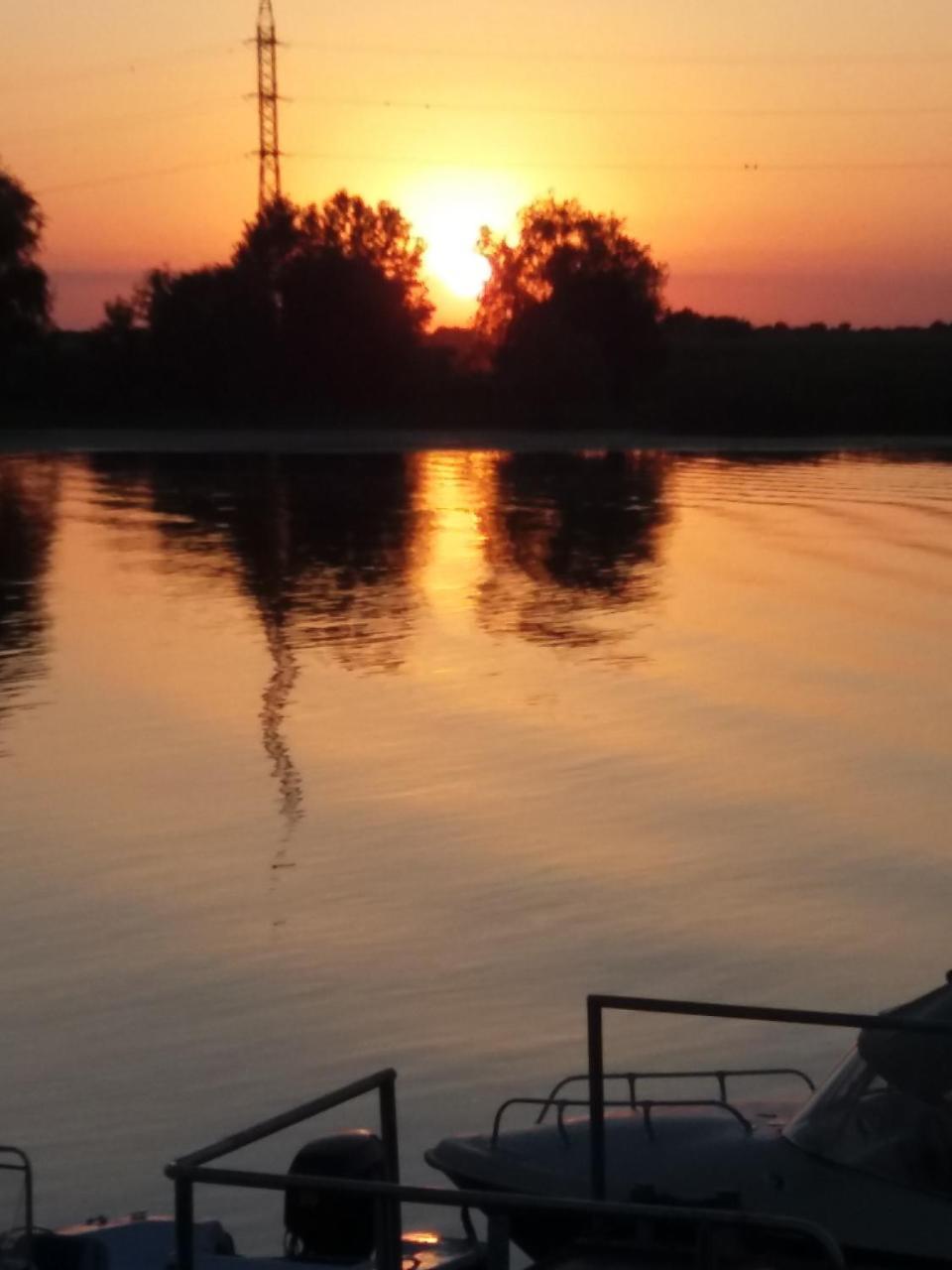 Pensiunea Mila 23Mila Douăzeci şi Trei エクステリア 写真